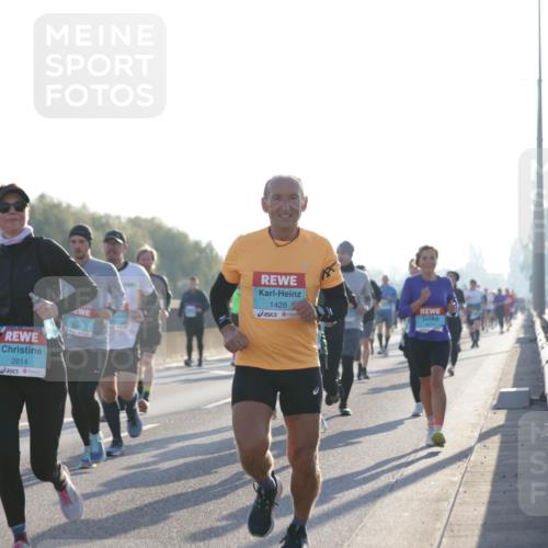 03.10.2025 - Köhlbrandbrückenlauf Jannik Wohlers http://msf.ph/oto/9068840 03.10.2025 09:16:43 Position 3 3710, 2814, 1428 meine-sportfotos.de