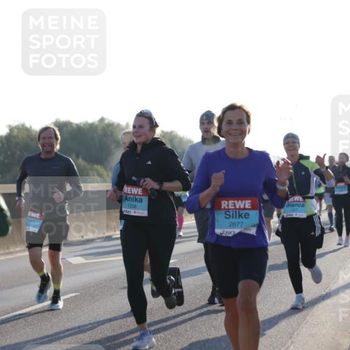 03.10.2025 - Köhlbrandbrückenlauf Jannik Wohlers http://msf.ph/oto/9068928 03.10.2025 09:16:45 Position 3 1813, 1238, 2677, 1377 meine-sportfotos.de