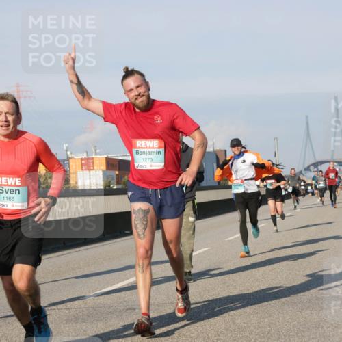 03.10.2025 - Köhlbrandbrückenlauf Jannik Wohlers http://msf.ph/oto/9068954 03.10.2025 09:48:10 Position 3 1165, 1273 meine-sportfotos.de