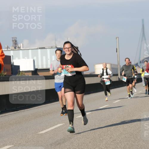 03.10.2025 - Köhlbrandbrückenlauf Jannik Wohlers http://msf.ph/oto/9069033 03.10.2025 09:48:13 Position 3  meine-sportfotos.de