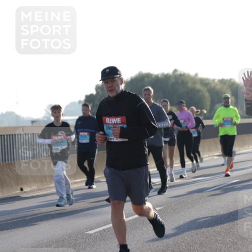 03.10.2025 - Köhlbrandbrückenlauf Jannik Wohlers http://msf.ph/oto/9069065 03.10.2025 09:16:49 Position 3 1496 meine-sportfotos.de