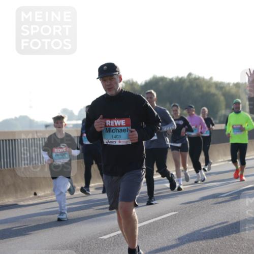 03.10.2025 - Köhlbrandbrückenlauf Jannik Wohlers http://msf.ph/oto/9069075 03.10.2025 09:16:50 Position 3 1403, 1496 meine-sportfotos.de