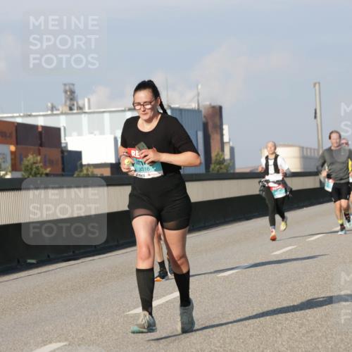 03.10.2025 - Köhlbrandbrückenlauf Jannik Wohlers http://msf.ph/oto/9069082 03.10.2025 09:48:14 Position 3 3316 meine-sportfotos.de