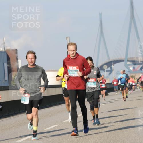03.10.2025 - Köhlbrandbrückenlauf Jannik Wohlers http://msf.ph/oto/9069175 03.10.2025 09:48:17 Position 3 1225, 2587 meine-sportfotos.de