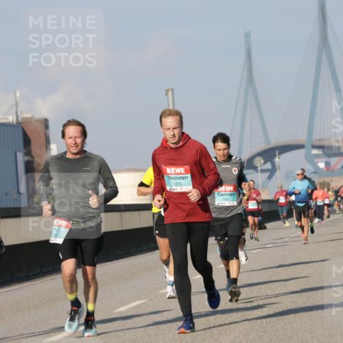 03.10.2025 - Köhlbrandbrückenlauf Jannik Wohlers http://msf.ph/oto/9069184 03.10.2025 09:48:17 Position 3 1225, 2587 meine-sportfotos.de
