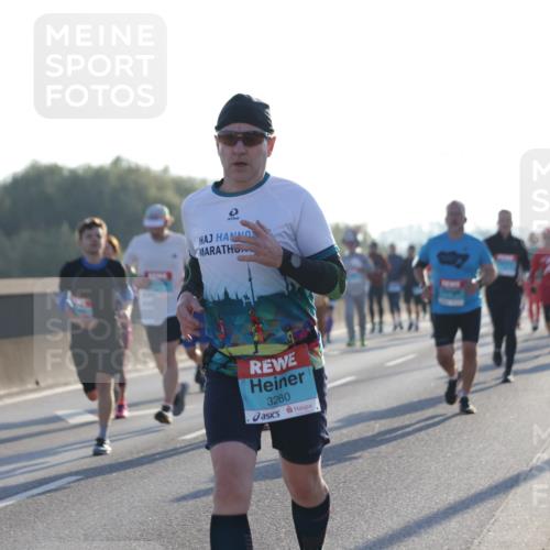 03.10.2025 - Köhlbrandbrückenlauf Jannik Wohlers http://msf.ph/oto/9069292 03.10.2025 09:16:56 Position 3 3280 meine-sportfotos.de