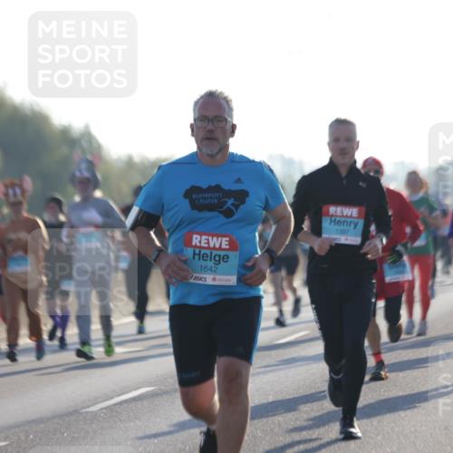 03.10.2025 - Köhlbrandbrückenlauf Jannik Wohlers http://msf.ph/oto/9069309 03.10.2025 09:16:58 Position 3 1642, 1397 meine-sportfotos.de