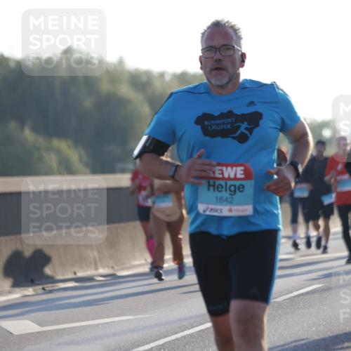 03.10.2025 - Köhlbrandbrückenlauf Jannik Wohlers http://msf.ph/oto/9069342 03.10.2025 09:16:59 Position 3 1642, 1397 meine-sportfotos.de