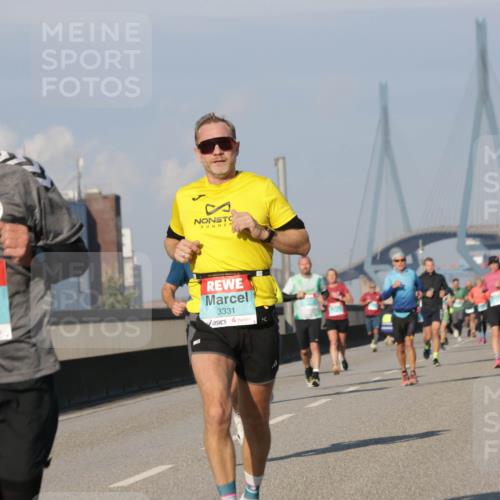 03.10.2025 - Köhlbrandbrückenlauf Jannik Wohlers http://msf.ph/oto/9069345 03.10.2025 09:48:22 Position 3 2587, 3331 meine-sportfotos.de