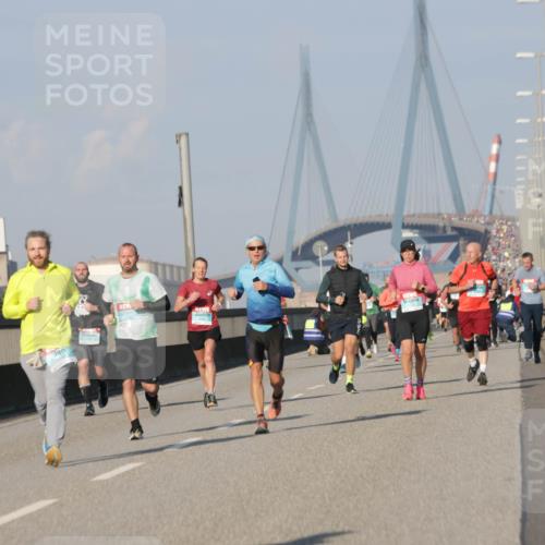 03.10.2025 - Köhlbrandbrückenlauf Jannik Wohlers http://msf.ph/oto/9069406 03.10.2025 09:48:25 Position 3 1357, 3806 meine-sportfotos.de