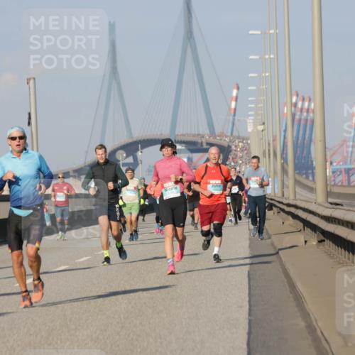 03.10.2025 - Köhlbrandbrückenlauf Jannik Wohlers http://msf.ph/oto/9069453 03.10.2025 09:48:29 Position 3  meine-sportfotos.de