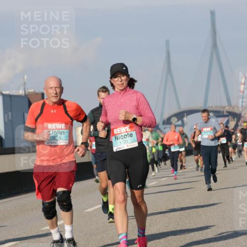 03.10.2025 - Köhlbrandbrückenlauf Jannik Wohlers http://msf.ph/oto/9069584 03.10.2025 09:48:35 Position 3 3305, 1123 meine-sportfotos.de