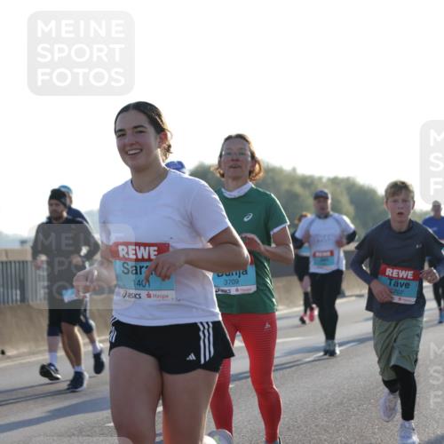03.10.2025 - Köhlbrandbrückenlauf Jannik Wohlers http://msf.ph/oto/9069585 03.10.2025 09:17:06 Position 3 1401, 3709, 707 meine-sportfotos.de