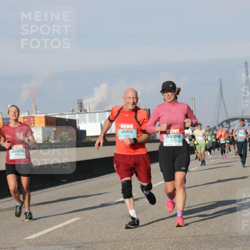 03.10.2025 - Köhlbrandbrückenlauf Jannik Wohlers http://msf.ph/oto/9069630 03.10.2025 09:48:36 Position 3 3305, 1123 meine-sportfotos.de
