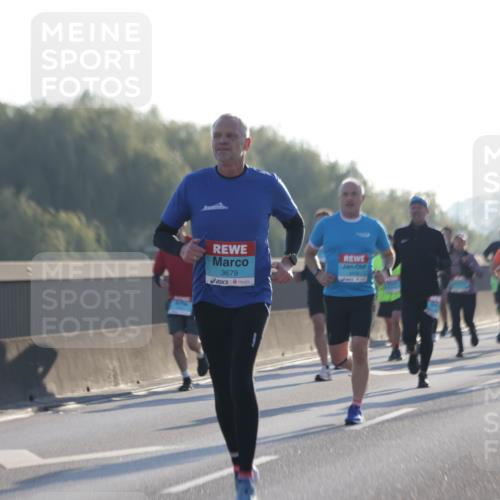 03.10.2025 - Köhlbrandbrückenlauf Jannik Wohlers http://msf.ph/oto/9069685 03.10.2025 09:17:09 Position 3 3679, 3459, 55 meine-sportfotos.de