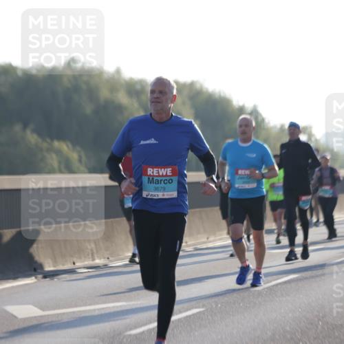 03.10.2025 - Köhlbrandbrückenlauf Jannik Wohlers http://msf.ph/oto/9069692 03.10.2025 09:17:09 Position 3 3679 meine-sportfotos.de