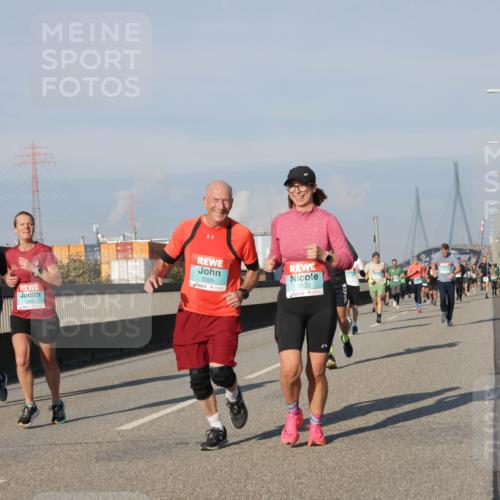 03.10.2025 - Köhlbrandbrückenlauf Jannik Wohlers http://msf.ph/oto/9069696 03.10.2025 09:48:37 Position 3 3305, 1123 meine-sportfotos.de