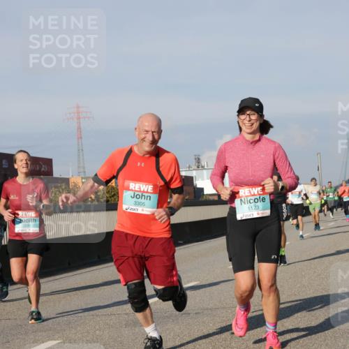 03.10.2025 - Köhlbrandbrückenlauf Jannik Wohlers http://msf.ph/oto/9069756 03.10.2025 09:48:38 Position 3 10400, 2998, 3305, 1123 meine-sportfotos.de