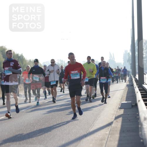 03.10.2025 - Köhlbrandbrückenlauf Jannik Wohlers http://msf.ph/oto/9069774 03.10.2025 09:17:13 Position 3 12 meine-sportfotos.de