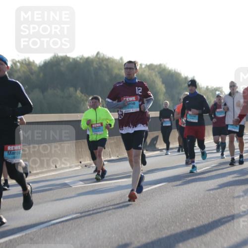 03.10.2025 - Köhlbrandbrückenlauf Jannik Wohlers http://msf.ph/oto/9069792 03.10.2025 09:17:14 Position 3 1966, 2743, 12, 1038 meine-sportfotos.de