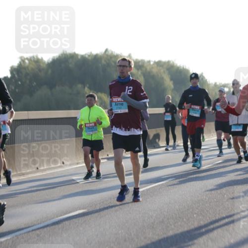 03.10.2025 - Köhlbrandbrückenlauf Jannik Wohlers http://msf.ph/oto/9069812 03.10.2025 09:17:15 Position 3 1966, 2743, 12, 1038 meine-sportfotos.de