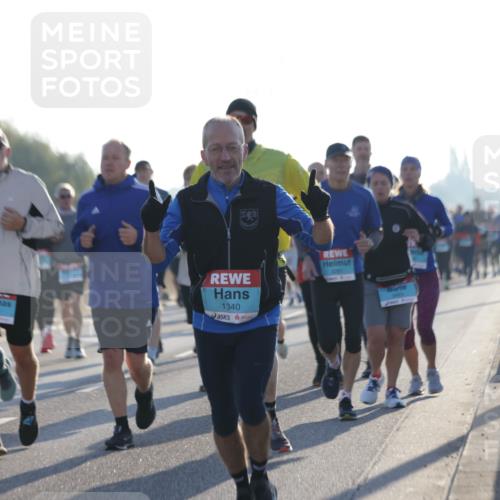 03.10.2025 - Köhlbrandbrückenlauf Jannik Wohlers http://msf.ph/oto/9069899 03.10.2025 09:17:18 Position 3 1340 meine-sportfotos.de