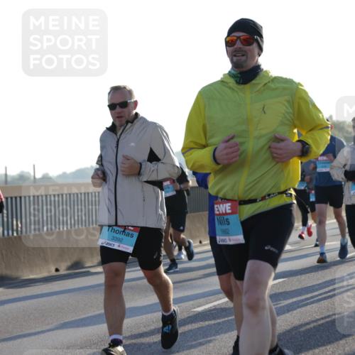 03.10.2025 - Köhlbrandbrückenlauf Jannik Wohlers http://msf.ph/oto/9070019 03.10.2025 09:17:21 Position 3 1343, 3392, 1662, 3261 meine-sportfotos.de