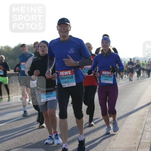 03.10.2025 - Köhlbrandbrückenlauf Jannik Wohlers http://msf.ph/oto/9070028 03.10.2025 09:17:21 Position 3 3493, 3261, 3492 meine-sportfotos.de