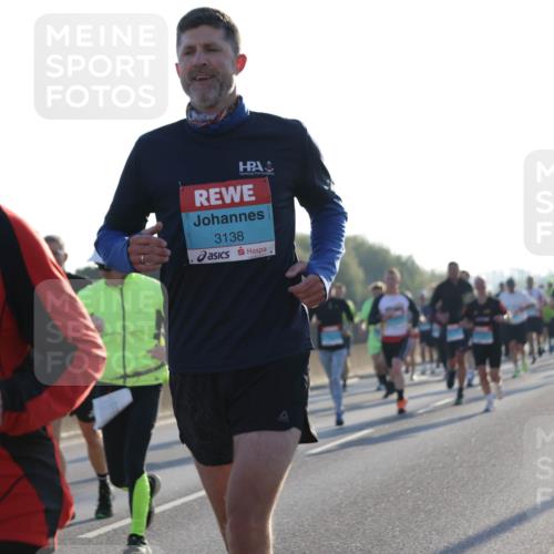 03.10.2025 - Köhlbrandbrückenlauf Jannik Wohlers http://msf.ph/oto/9070139 03.10.2025 09:17:24 Position 3 3138, 2891 meine-sportfotos.de
