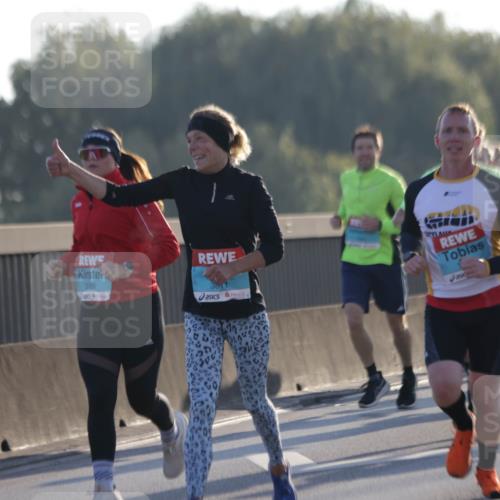 03.10.2025 - Köhlbrandbrückenlauf Jannik Wohlers http://msf.ph/oto/9070158 03.10.2025 09:17:25 Position 3 3189 meine-sportfotos.de