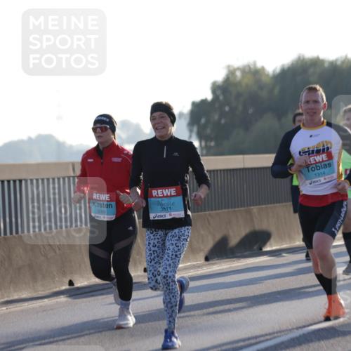 03.10.2025 - Köhlbrandbrückenlauf Jannik Wohlers http://msf.ph/oto/9070245 03.10.2025 09:17:27 Position 3 3189, 3811, 1314 meine-sportfotos.de