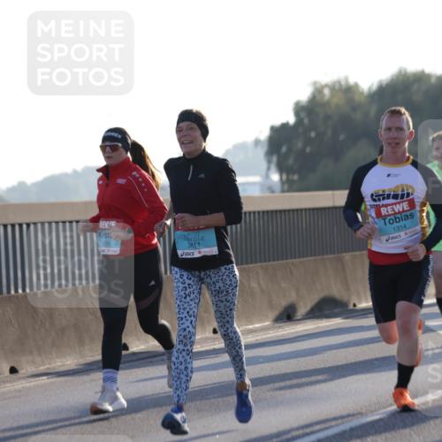 03.10.2025 - Köhlbrandbrückenlauf Jannik Wohlers http://msf.ph/oto/9070262 03.10.2025 09:17:27 Position 3 3189, 3811, 1314 meine-sportfotos.de