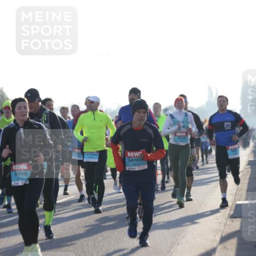 03.10.2025 - Köhlbrandbrückenlauf Jannik Wohlers http://msf.ph/oto/9070366 03.10.2025 09:17:31 Position 3 1679, 2805, 1730 meine-sportfotos.de