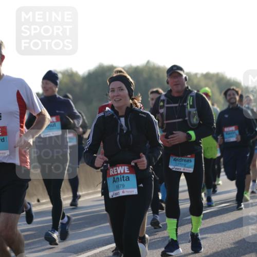 03.10.2025 - Köhlbrandbrückenlauf Jannik Wohlers http://msf.ph/oto/9070461 03.10.2025 09:17:33 Position 3 3236, 1679, 1512, 2805 meine-sportfotos.de