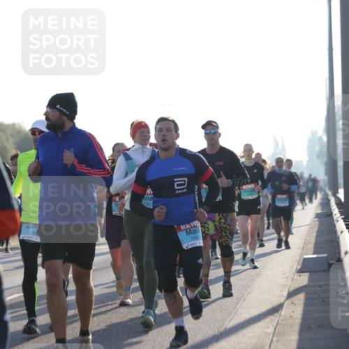 03.10.2025 - Köhlbrandbrückenlauf Jannik Wohlers http://msf.ph/oto/9070489 03.10.2025 09:17:35 Position 3 2806, 294, 30, 1902 meine-sportfotos.de