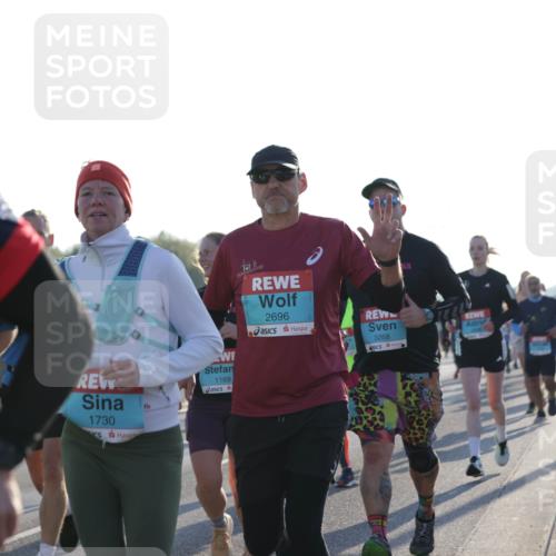 03.10.2025 - Köhlbrandbrückenlauf Jannik Wohlers http://msf.ph/oto/9070615 03.10.2025 09:17:37 Position 3 1730, 1169, 2696, 3268 meine-sportfotos.de