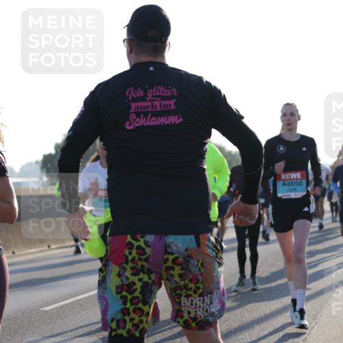 03.10.2025 - Köhlbrandbrückenlauf Jannik Wohlers http://msf.ph/oto/9070723 03.10.2025 09:17:39 Position 3 122, 1169, 2698 meine-sportfotos.de