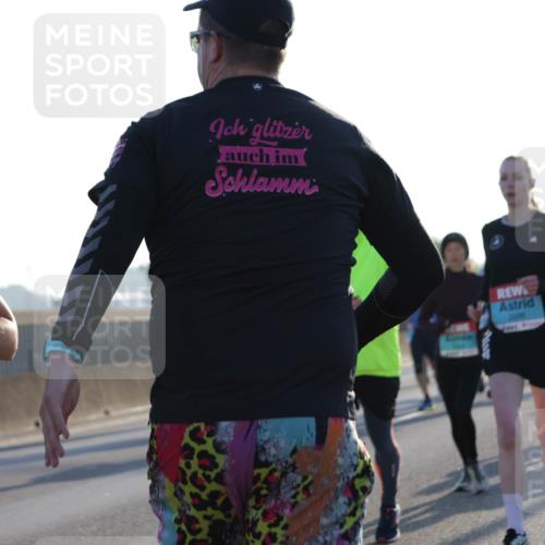03.10.2025 - Köhlbrandbrückenlauf Jannik Wohlers http://msf.ph/oto/9070746 03.10.2025 09:17:39 Position 3 69, 2008 meine-sportfotos.de