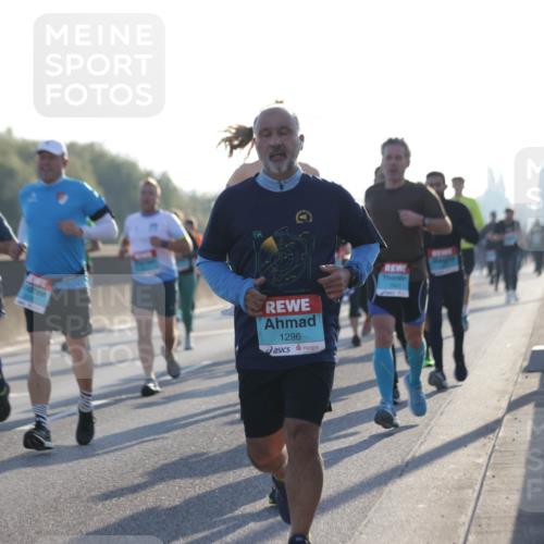 03.10.2025 - Köhlbrandbrückenlauf Jannik Wohlers http://msf.ph/oto/9070831 03.10.2025 09:17:41 Position 3 1296 meine-sportfotos.de