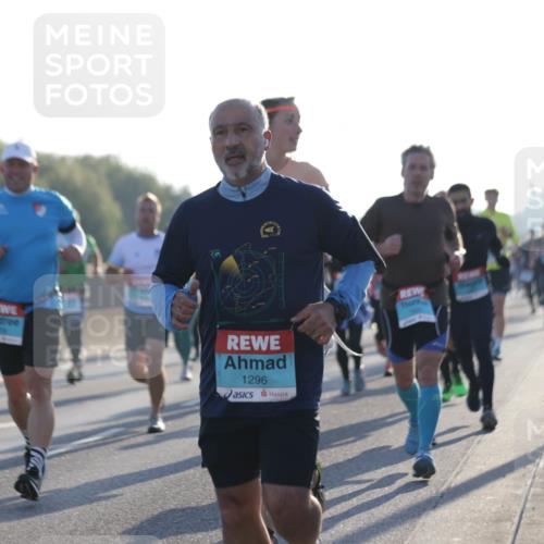 03.10.2025 - Köhlbrandbrückenlauf Jannik Wohlers http://msf.ph/oto/9070869 03.10.2025 09:17:42 Position 3 1296 meine-sportfotos.de
