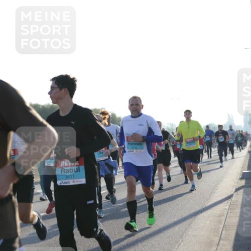 03.10.2025 - Köhlbrandbrückenlauf Jannik Wohlers http://msf.ph/oto/9071070 03.10.2025 09:17:45 Position 3 6, 2903, 1327, 3411, 2716, 1331 meine-sportfotos.de