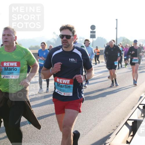 03.10.2025 - Köhlbrandbrückenlauf Lena Gebhardt http://msf.ph/oto/9071097 03.10.2025 09:24:33 Position 1 3398, 3151 meine-sportfotos.de