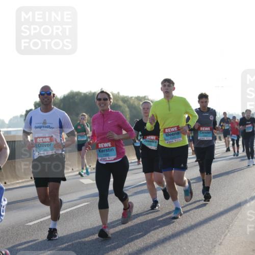 03.10.2025 - Köhlbrandbrückenlauf Jannik Wohlers http://msf.ph/oto/9071207 03.10.2025 09:17:47 Position 3 1331, 1567, 1566, 1335, 1111, 2587 meine-sportfotos.de