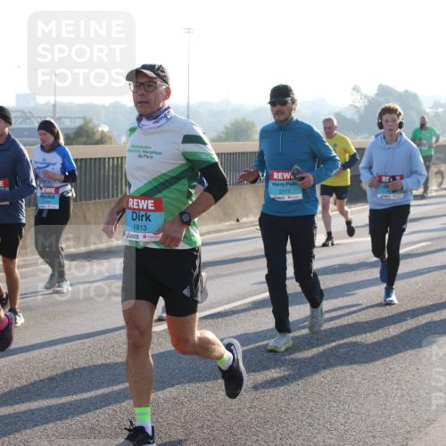 03.10.2025 - Köhlbrandbrückenlauf Lena Gebhardt http://msf.ph/oto/9071224 03.10.2025 09:24:34 Position 1 1446, 2111, 1813 meine-sportfotos.de