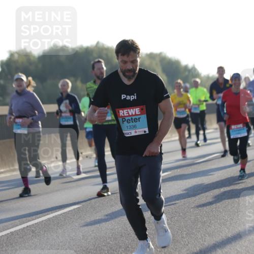 03.10.2025 - Köhlbrandbrückenlauf Jannik Wohlers http://msf.ph/oto/9071430 03.10.2025 09:17:52 Position 3 1336 meine-sportfotos.de