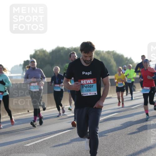 03.10.2025 - Köhlbrandbrückenlauf Jannik Wohlers http://msf.ph/oto/9071464 03.10.2025 09:17:52 Position 3 1336 meine-sportfotos.de