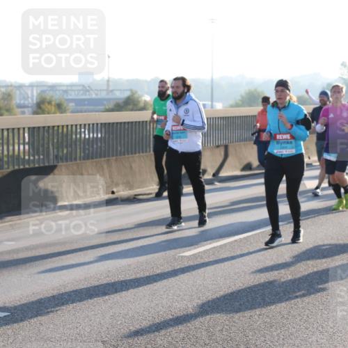 03.10.2025 - Köhlbrandbrückenlauf Lena Gebhardt http://msf.ph/oto/9071653 03.10.2025 09:24:40 Position 1 738 meine-sportfotos.de
