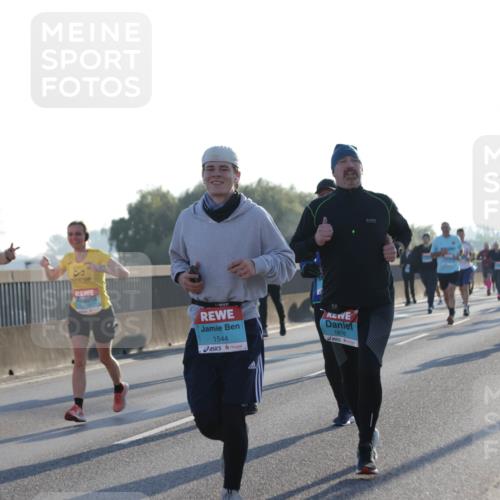 03.10.2025 - Köhlbrandbrückenlauf Jannik Wohlers http://msf.ph/oto/9071685 03.10.2025 09:17:56 Position 3 1544, 1876 meine-sportfotos.de