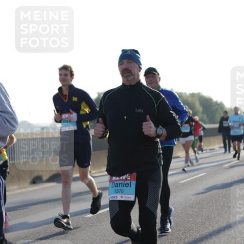 03.10.2025 - Köhlbrandbrückenlauf Jannik Wohlers http://msf.ph/oto/9071738 03.10.2025 09:17:57 Position 3 1544, 1876 meine-sportfotos.de