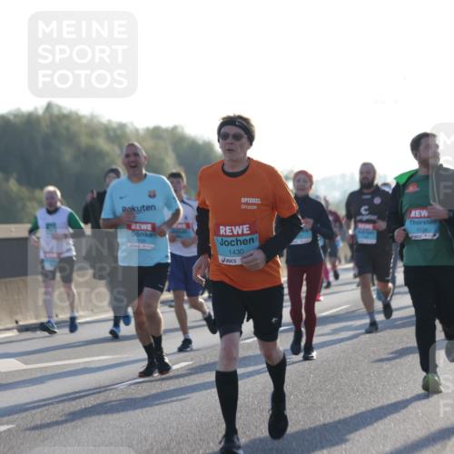 03.10.2025 - Köhlbrandbrückenlauf Jannik Wohlers http://msf.ph/oto/9071841 03.10.2025 09:17:59 Position 3 1534, 1430 meine-sportfotos.de
